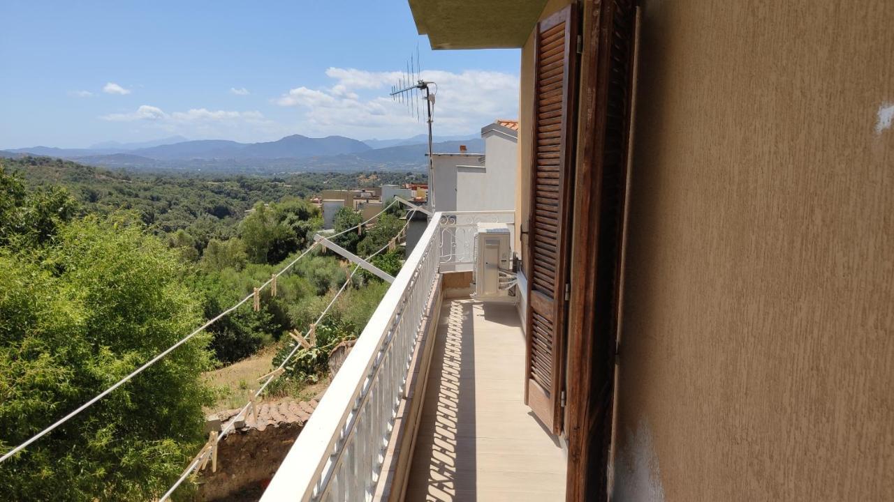 Sa Dommu 'E Su Coro Villa Triei Luaran gambar