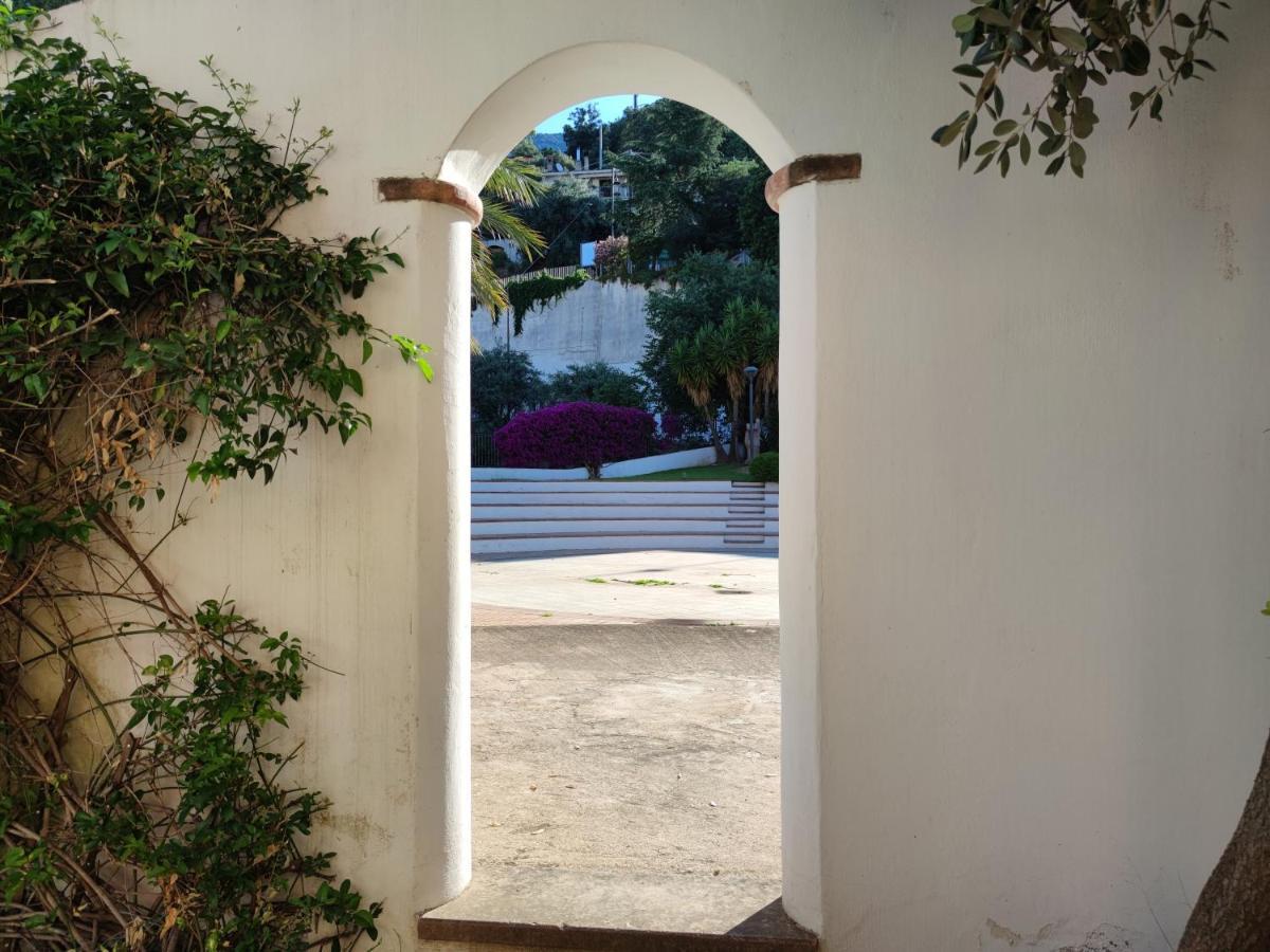 Sa Dommu 'E Su Coro Villa Triei Luaran gambar