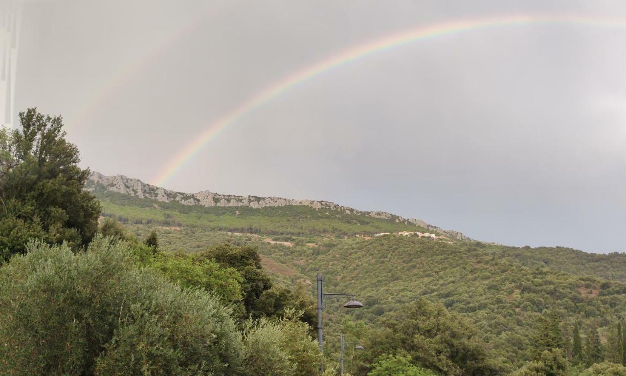 Sa Dommu 'E Su Coro Villa Triei Luaran gambar