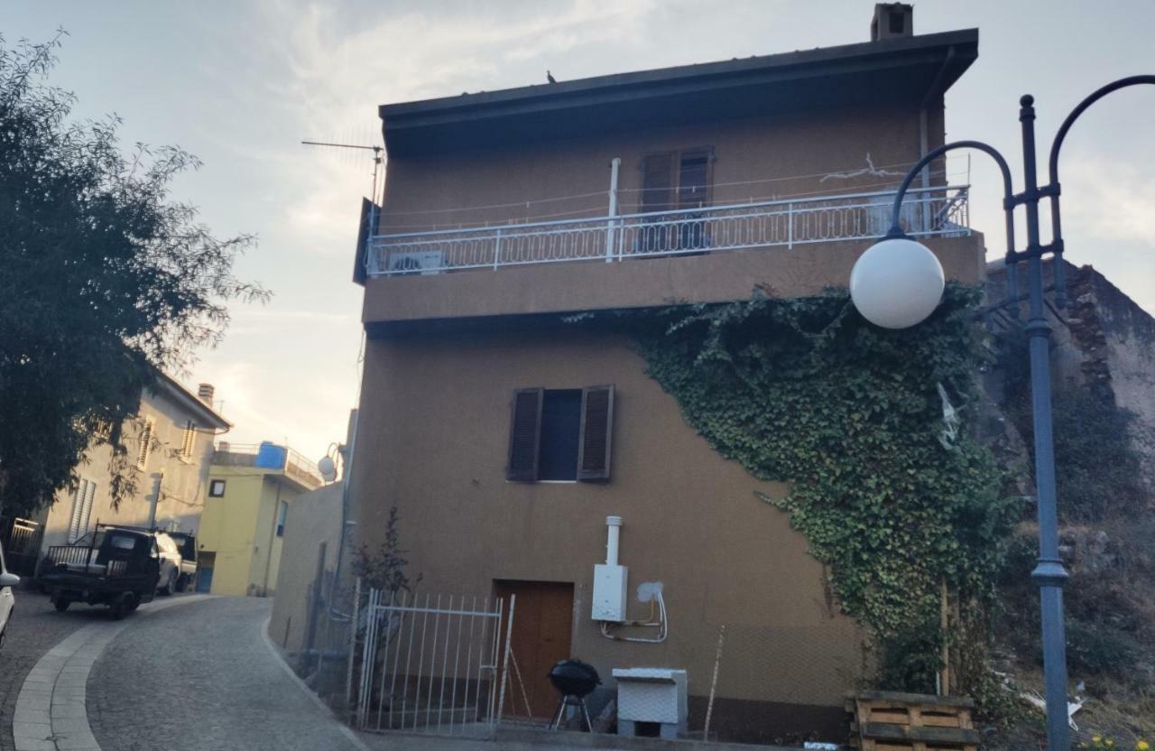 Sa Dommu 'E Su Coro Villa Triei Luaran gambar